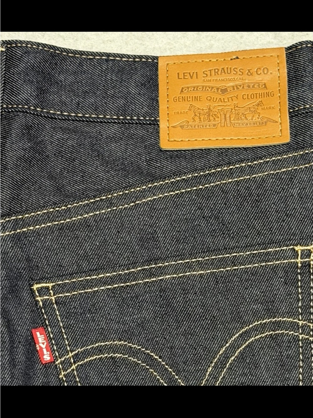 Levi's Premium women's denim maxi skirt in a deep dark indigo rigid denim, new - Picture 6 of 6